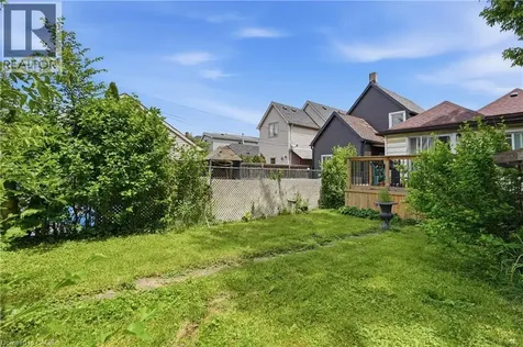 121 Gibson Avenue Hamilton ON L8L 6J9