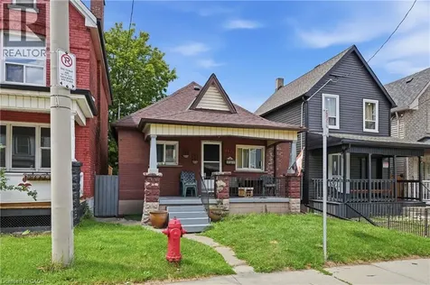 121 Gibson Avenue Hamilton ON L8L 6J9