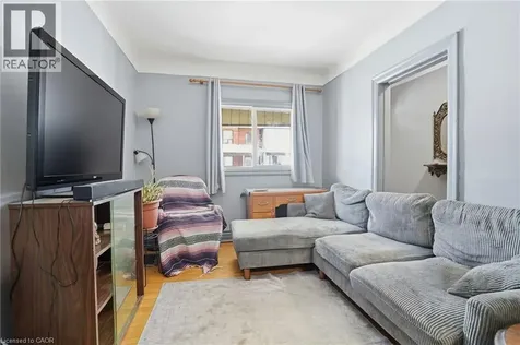 121 Gibson Avenue Hamilton ON L8L 6J9