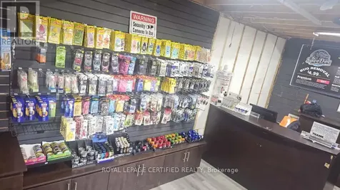 639 Langlois Avenue Windsor ON N9A 2G5