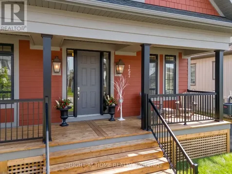 157 Courtland Street Blue Mountains ON L9Y 5L7