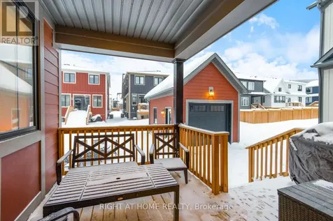 157 Courtland Street Blue Mountains ON L9Y 5L7