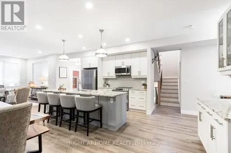 157 Courtland Street Blue Mountains ON L9Y 5L7