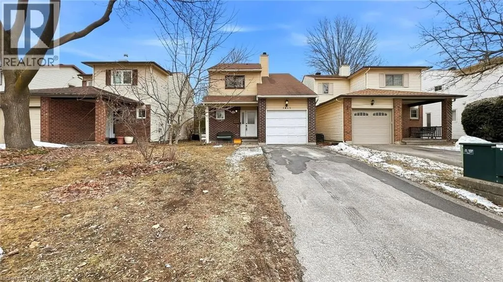 1445 Gaultois Avenue Orleans ON K1C 3G7