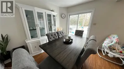 1445 Gaultois Avenue Orleans ON K1C 3G7