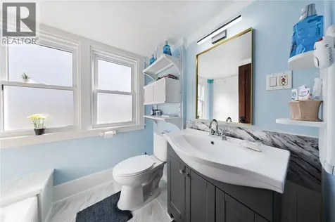 224 Maxwell Street Sarnia ON N7T 5C4