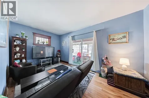 224 Maxwell Street Sarnia ON N7T 5C4