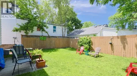 224 Maxwell Street Sarnia ON N7T 5C4