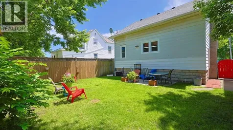 224 Maxwell Street Sarnia ON N7T 5C4