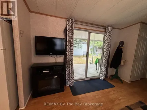 85 Theme Park Drive Wasaga Beach ON L9Z 1X7