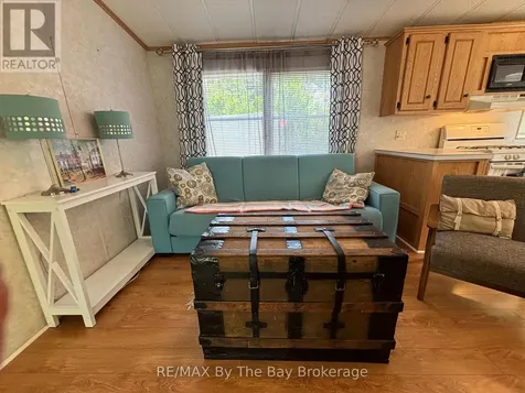 85 Theme Park Drive Wasaga Beach ON L9Z 1X7