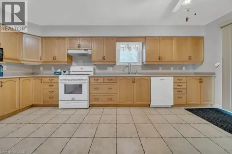114 Glencliffe Court Kitchener ON N2B 3X1