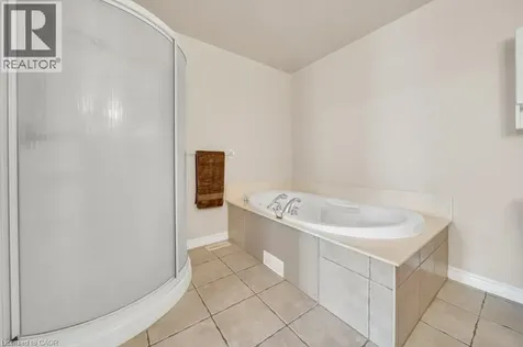 114 Glencliffe Court Kitchener ON N2B 3X1