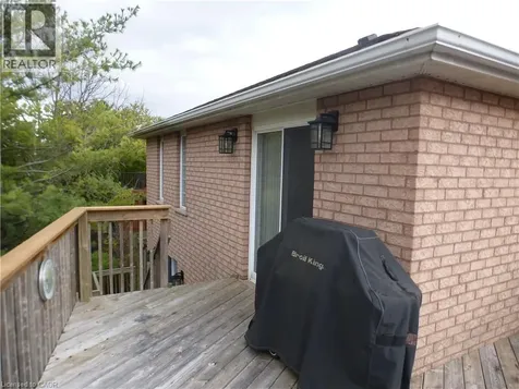 114 Glencliffe Court Kitchener ON N2B 3X1