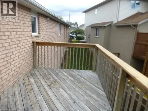 114 Glencliffe Court Kitchener ON N2B 3X1