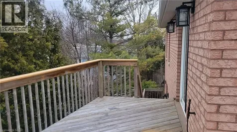 114 Glencliffe Court Kitchener ON N2B 3X1
