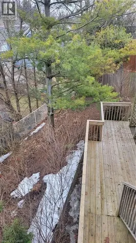 114 Glencliffe Court Kitchener ON N2B 3X1