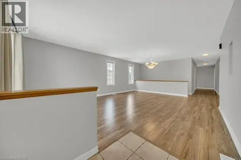 114 Glencliffe Court Kitchener ON N2B 3X1