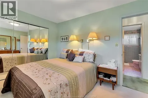 1640 St. Gabriel Windsor ON N9E 1P1