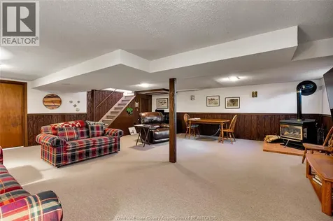 1640 St. Gabriel Windsor ON N9E 1P1