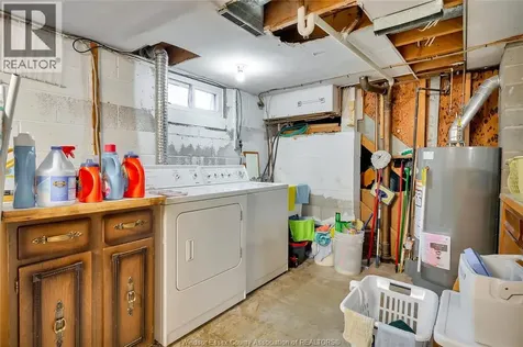 1640 St. Gabriel Windsor ON N9E 1P1