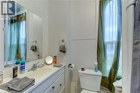 23 Lyons Avenue Brantford ON N3R 4P8