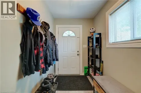 23 Lyons Avenue Brantford ON N3R 4P8