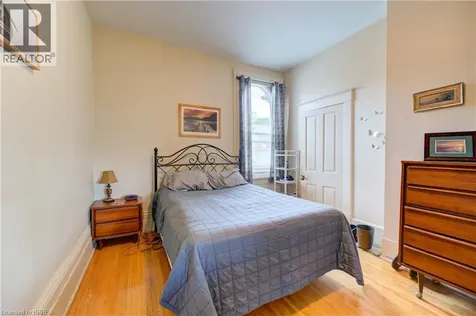 23 Lyons Avenue Brantford ON N3R 4P8