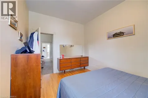 23 Lyons Avenue Brantford ON N3R 4P8