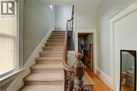 23 Lyons Avenue Brantford ON N3R 4P8