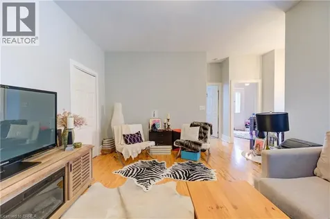 23 Lyons Avenue Brantford ON N3R 4P8