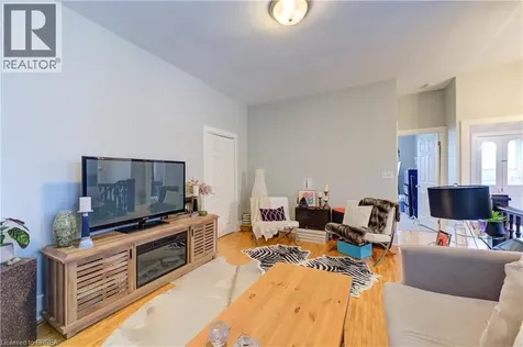 23 Lyons Avenue Brantford ON N3R 4P8
