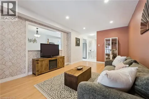 758 Victoria Terrace Fergus ON N1M 3E7