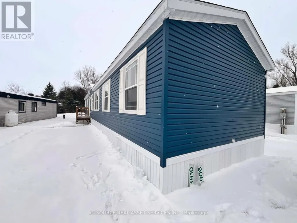 8910 Lynnwood Park Private Ottawa ON K0A 1V0