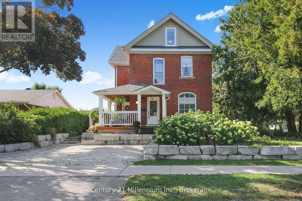 439 Birch Street Collingwood ON L9Y 2W4
