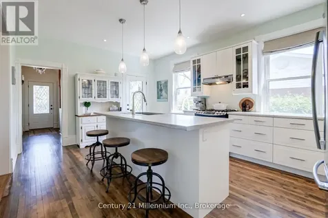 439 Birch Street Collingwood ON L9Y 2W4