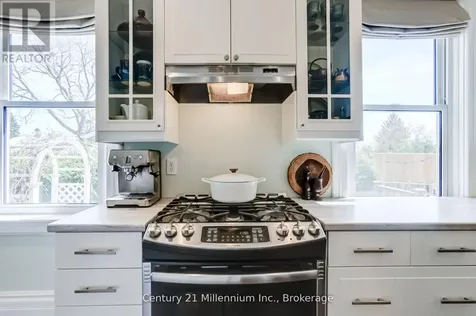 439 Birch Street Collingwood ON L9Y 2W4