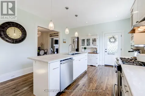 439 Birch Street Collingwood ON L9Y 2W4