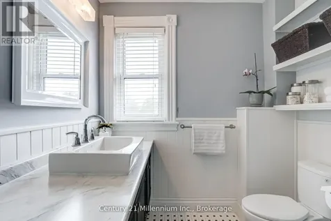439 Birch Street Collingwood ON L9Y 2W4