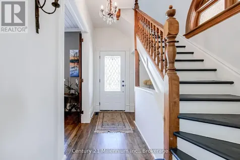 439 Birch Street Collingwood ON L9Y 2W4