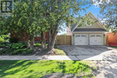 439 Birch Street Collingwood ON L9Y 2W4