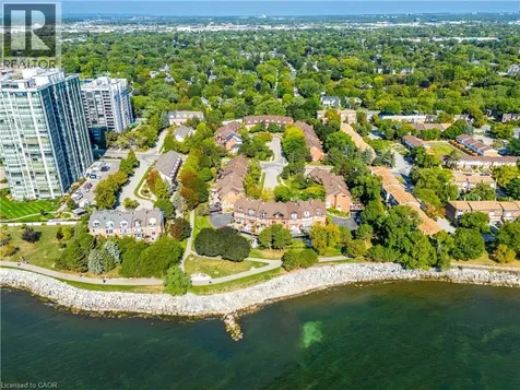 63 Tradewind Drive Oakville ON L6L 6K8
