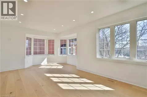 63 Tradewind Drive Oakville ON L6L 6K8