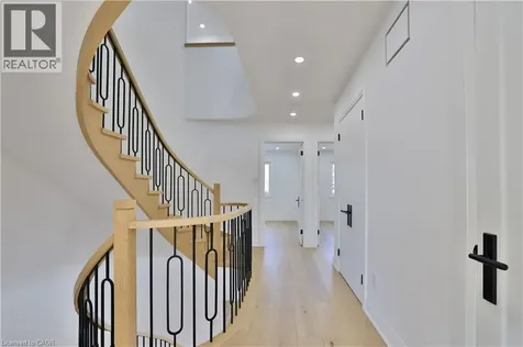 63 Tradewind Drive Oakville ON L6L 6K8