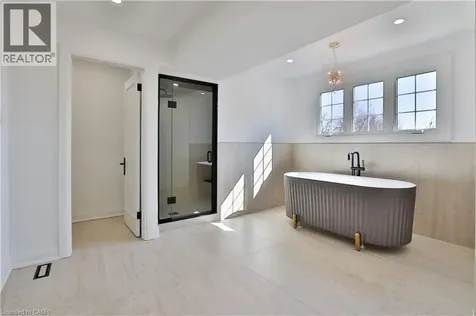 63 Tradewind Drive Oakville ON L6L 6K8