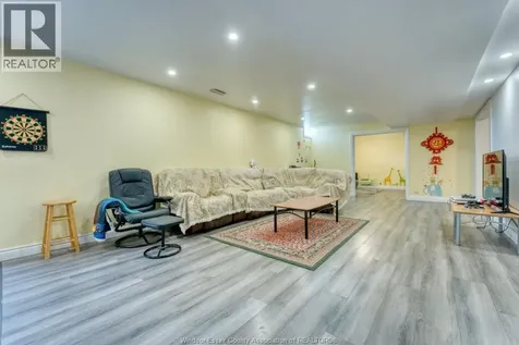 525 Maguire Street Windsor ON N9E 0A6