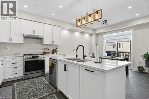 25 Wintergreen Crescent Haldimand ON N3W 0H9