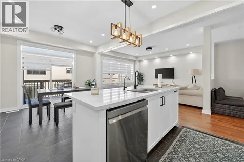 25 Wintergreen Crescent Haldimand ON N3W 0H9