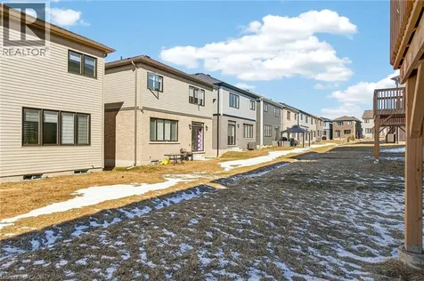 25 Wintergreen Crescent Haldimand ON N3W 0H9