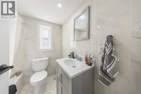 2 Daniels Place Chatham ON N7M 4P5
